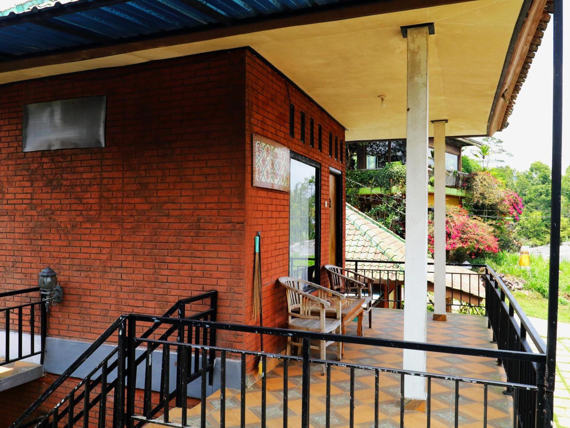 Dajan Buyan Homestay Bedugul  Exterior photo
